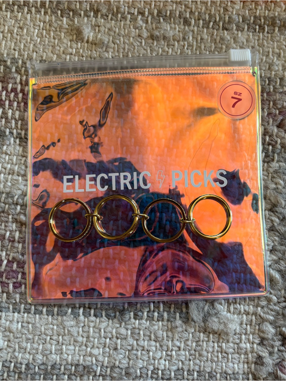 ELECTRIC PICKS women’s ring